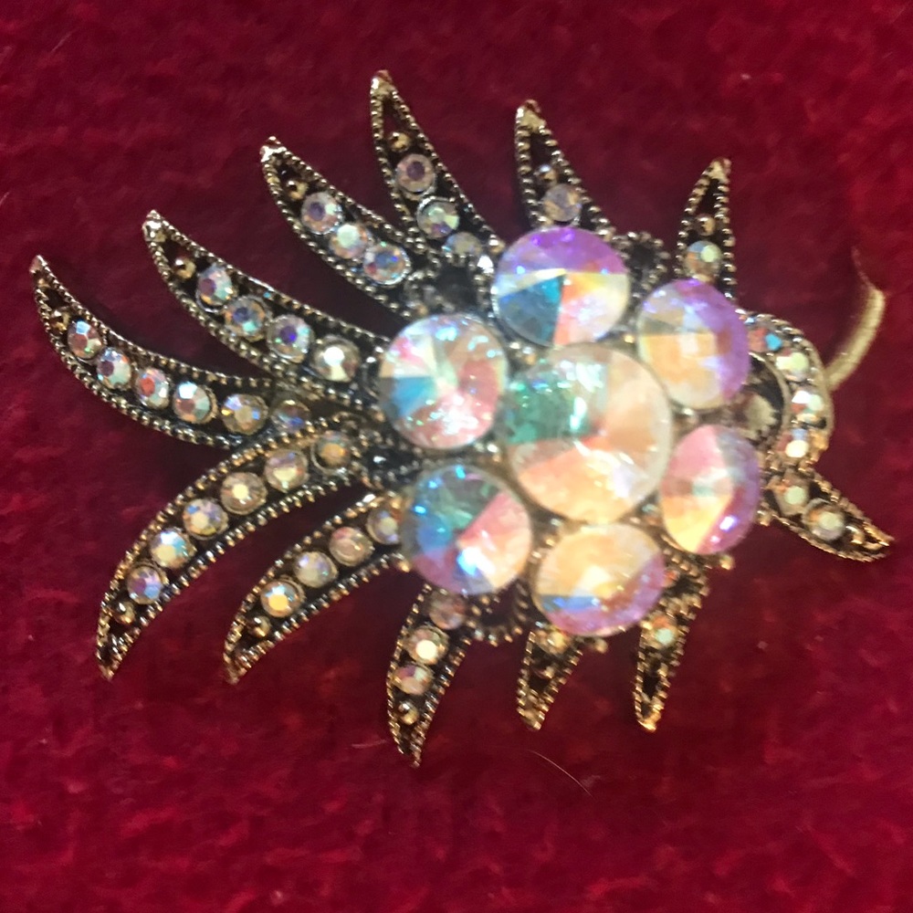 Vintage rhinestone brooch